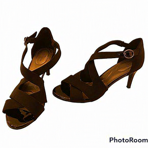 •Bandolino• Black stiletto‎ heels